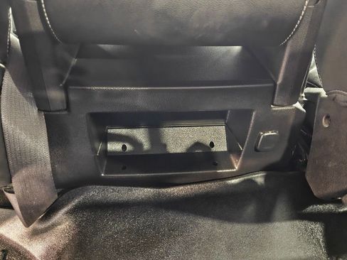 Used 2015 Chevrolet Silverado 1500 LTZ image 29