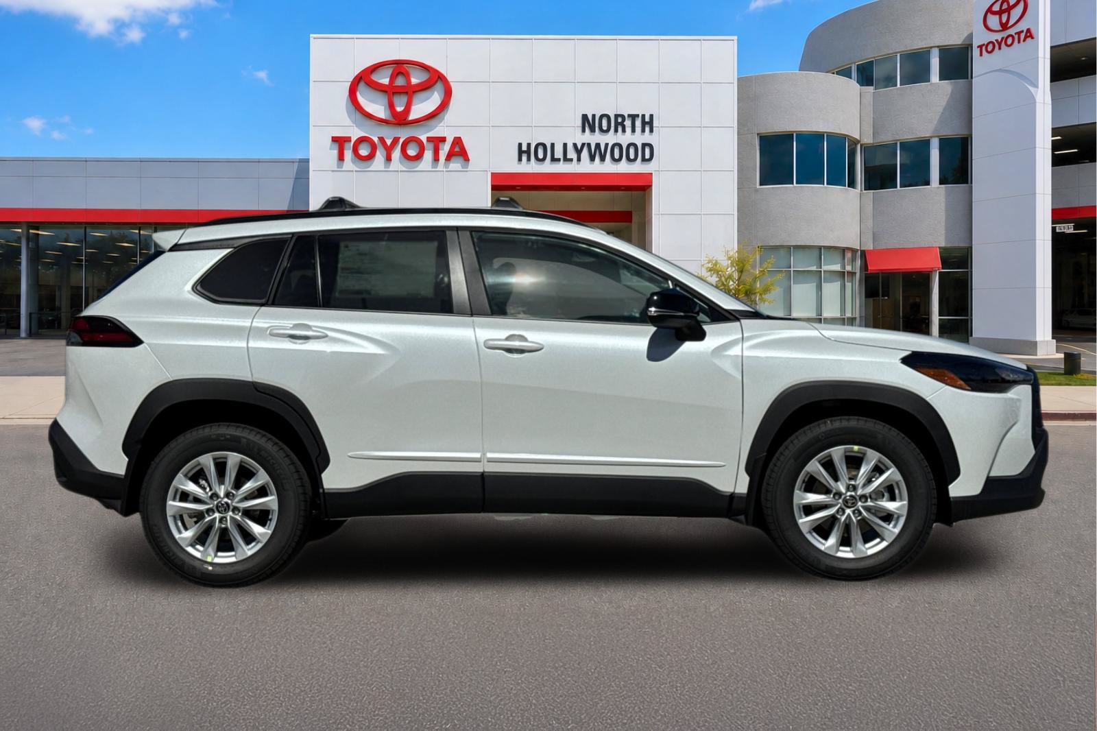 New 2026 Toyota Corolla Cross LE FWD image 7