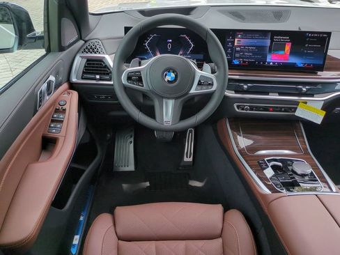 New 2026 BMW X5 xDrive40i w/ M Sport Package AWD/4WD image 16