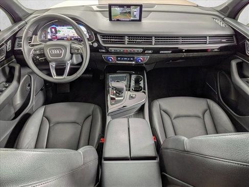 Used 2019 Audi Q7 3.0T Prestige w/ Prestige Package image 21