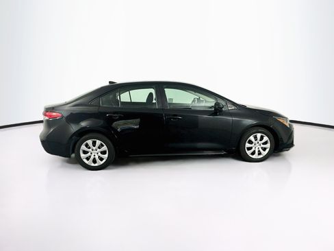 Used 2021 Toyota Corolla LE FWD image 10
