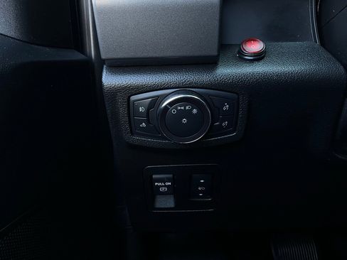 Used 2019 Ford F150 XLT w/ Equipment Group 302A Luxury image 25