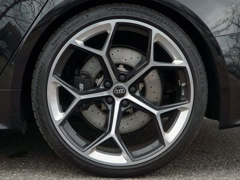 Used 2025 Audi RS 6 performance image 13