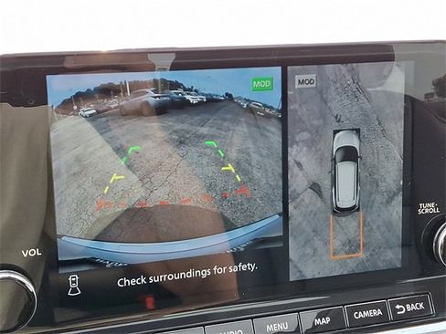 Used 2023 Nissan Rogue SL w/ SL Premium Package image 20