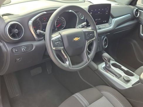 Certified 2025 Chevrolet Blazer LT AWD/4WD image 16