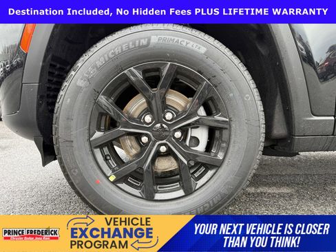 New 2026 Jeep Grand Cherokee Altitude AWD/4WD image 9