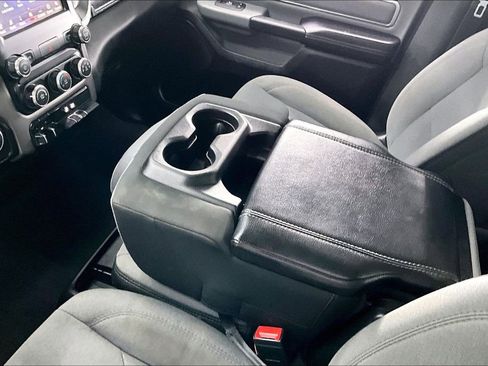 Used 2020 RAM 1500 Big Horn AWD/4WD image 18