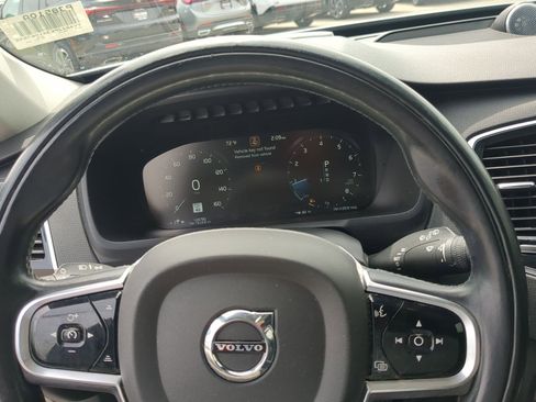 Used 2016 Volvo XC90 T6 Momentum AWD/4WD image 13