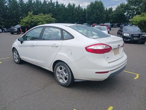 Used 2016 Ford Fiesta SE FWD image 5
