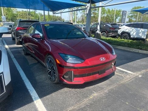 Used 2024 Hyundai Ioniq 6 SEL image 1