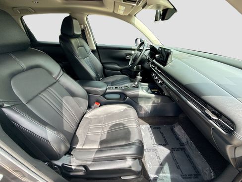 Certified 2024 Honda HR-V EX-L image 30