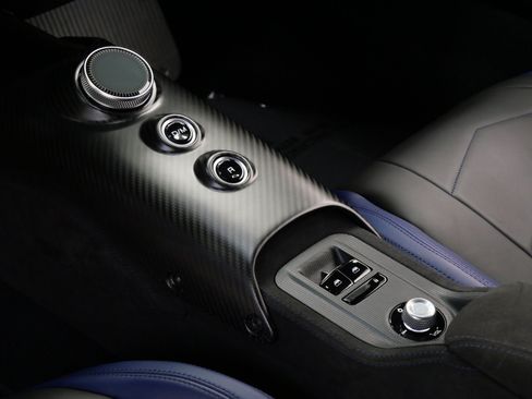Used 2023 Maserati MC20 Coupe RWD image 17