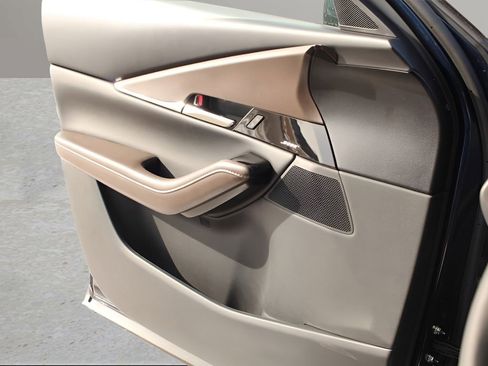 Certified 2025 MAZDA CX-30 AWD 2.5 S w/ Premium Package image 13