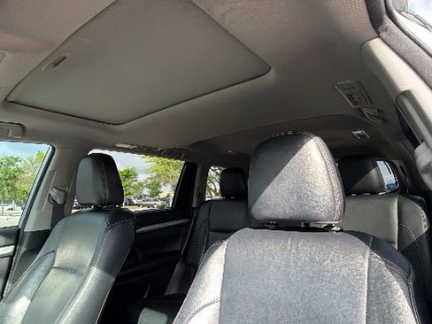 Used 2018 Toyota Highlander XLE image 21