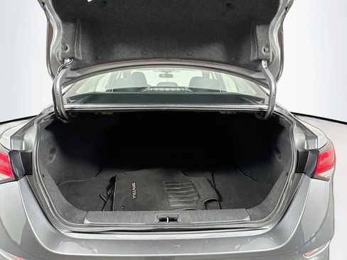 Used 2024 Nissan Sentra SV image 26