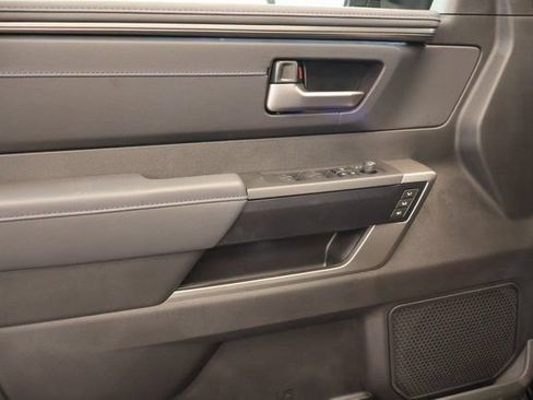 New 2026 Toyota Tundra Platinum AWD/4WD image 9