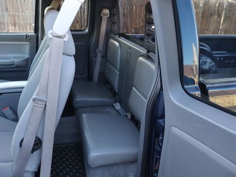 Used 2007 Dodge Dakota SLT image 21