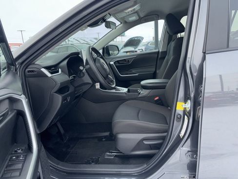 Used 2023 Toyota RAV4 LE image 13
