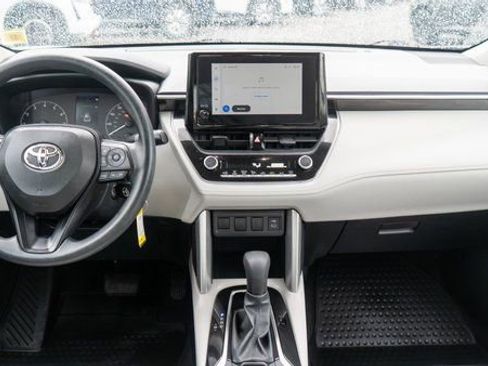 Used 2023 Toyota Corolla Cross L AWD/4WD image 15