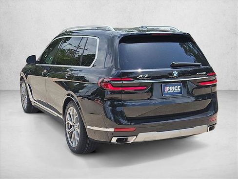 Used 2024 BMW X7 xDrive40i w/ Premium Package AWD/4WD image 8