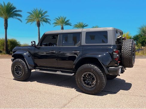 Certified 2024 Ford Bronco Raptor w/ Interior Carbon Fiber Pack 6 AWD/4WD image 3