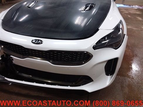 Used 2020 Kia Stinger GT1 image 21
