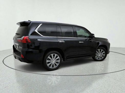 Used 2016 Lexus LX 570 4WD w/ Luxury Package image 8