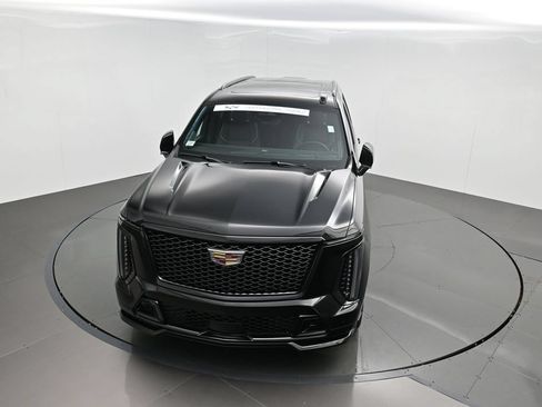 Used 2026 Cadillac Escalade V w/ LPO, Floor Liner Package AWD/4WD image 51
