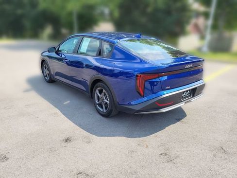 Certified 2025 Kia K4 FWD image 4