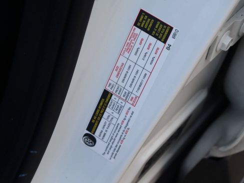 Used 2023 Nissan Rogue SV FWD image 29