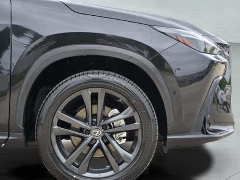 Used 2025 Lexus NX 450h+ AWD w/ Accessory Package (2T) image 31
