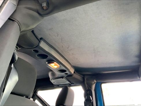 Used 2015 Jeep Wrangler Sport w/ Connectivity Group image 20