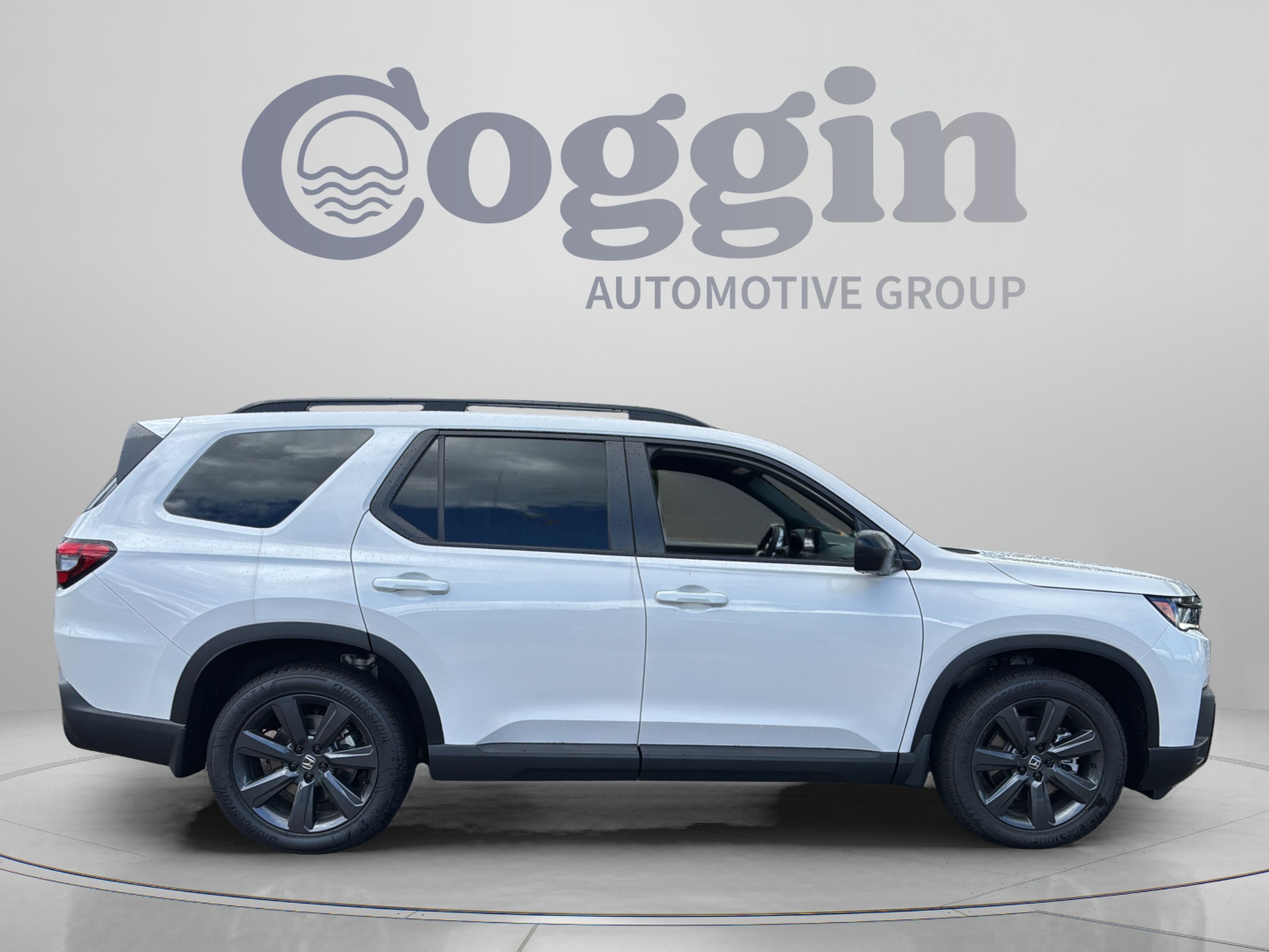 New 2026 Honda Pilot Sport image 6