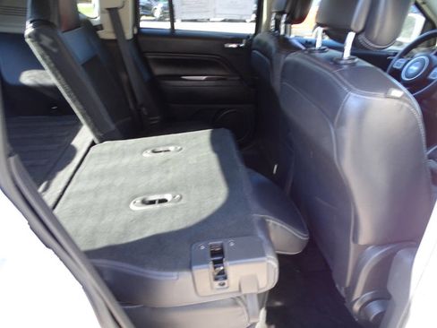 Used 2014 Jeep Compass 4WD image 26