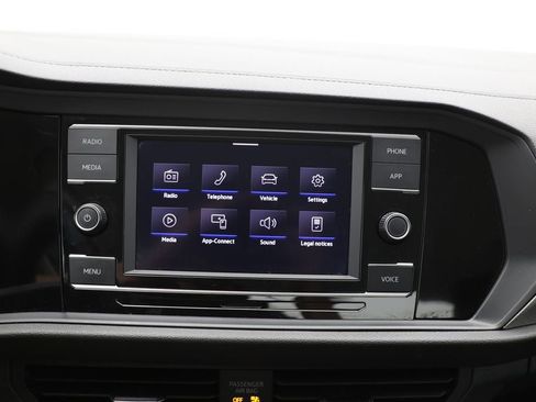 Used 2024 Volkswagen Jetta S image 19