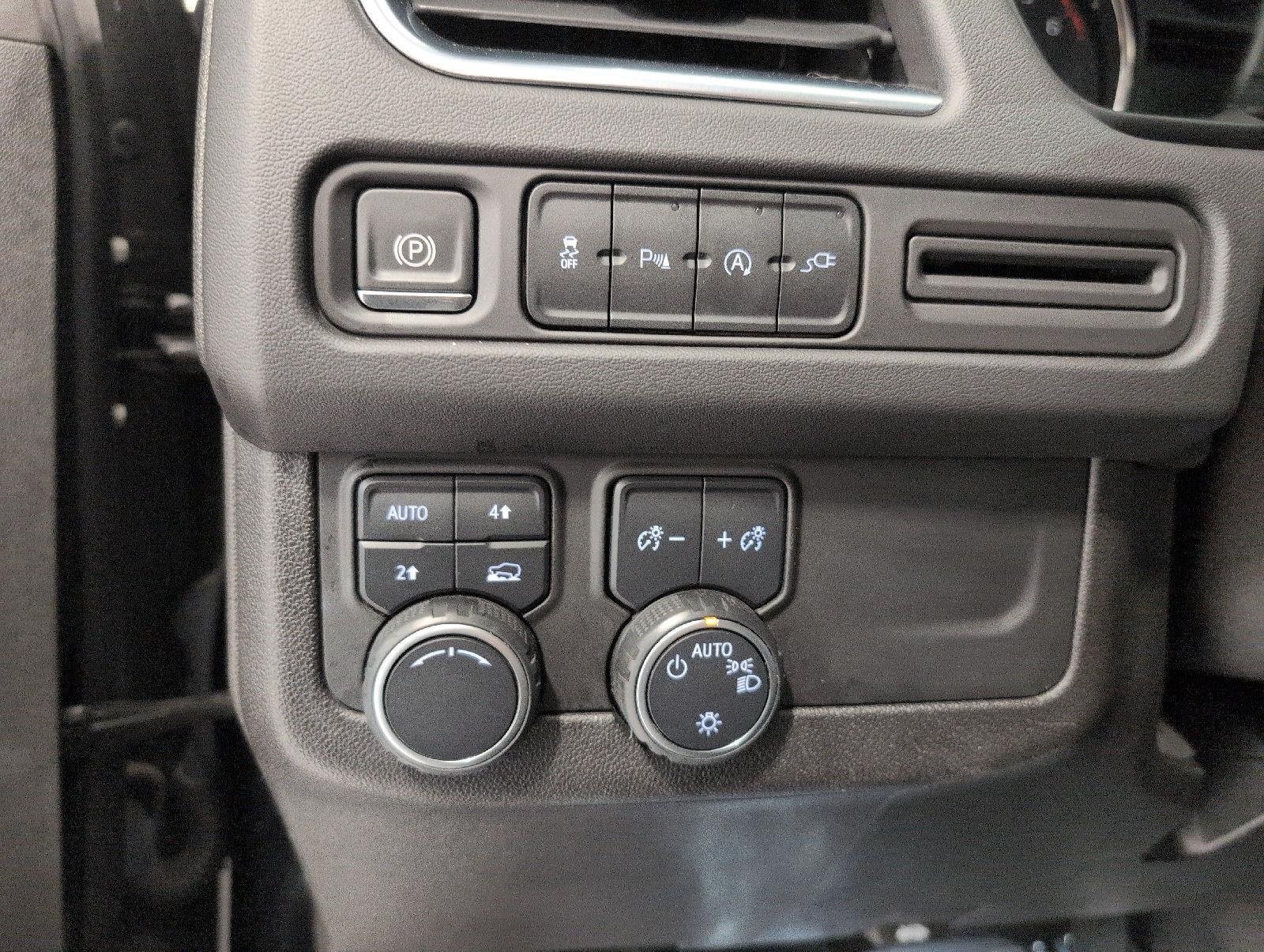 Used 2021 Chevrolet Tahoe LT AWD/4WD image 10