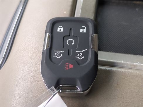 Used 2015 GMC Yukon XL Denali image 32