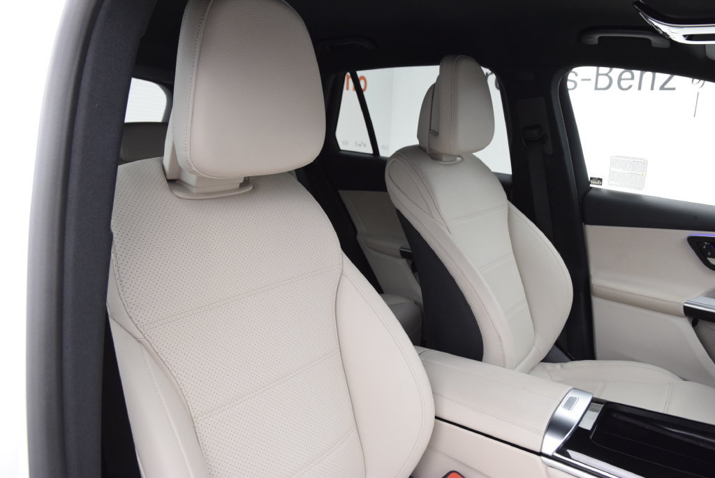 Certified 2025 Mercedes-Benz GLC 350e 4MATIC image 17