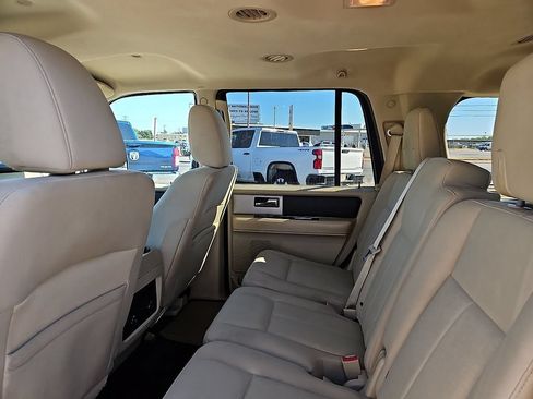 Used 2017 Ford Expedition XLT RWD image 15