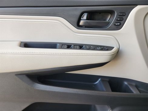 New 2026 Honda Odyssey EX-L image 17