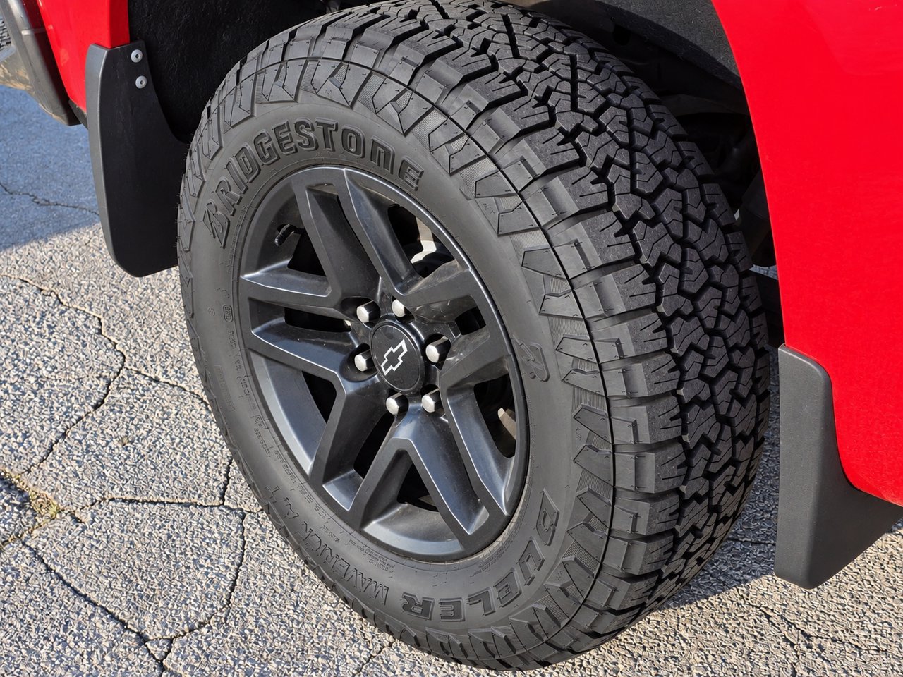 Certified 2023 Chevrolet Silverado 1500 LT Trail Boss w/ Convenience Package II AWD/4WD image 12