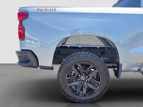 Used 2023 Chevrolet Silverado 1500 Custom Trail Boss AWD/4WD image 22