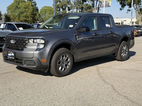 New 2026 Ford Maverick XLT w/ XLT Luxury Package FWD image 3