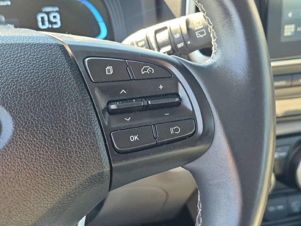 Used 2026 Hyundai Venue SEL FWD image 22