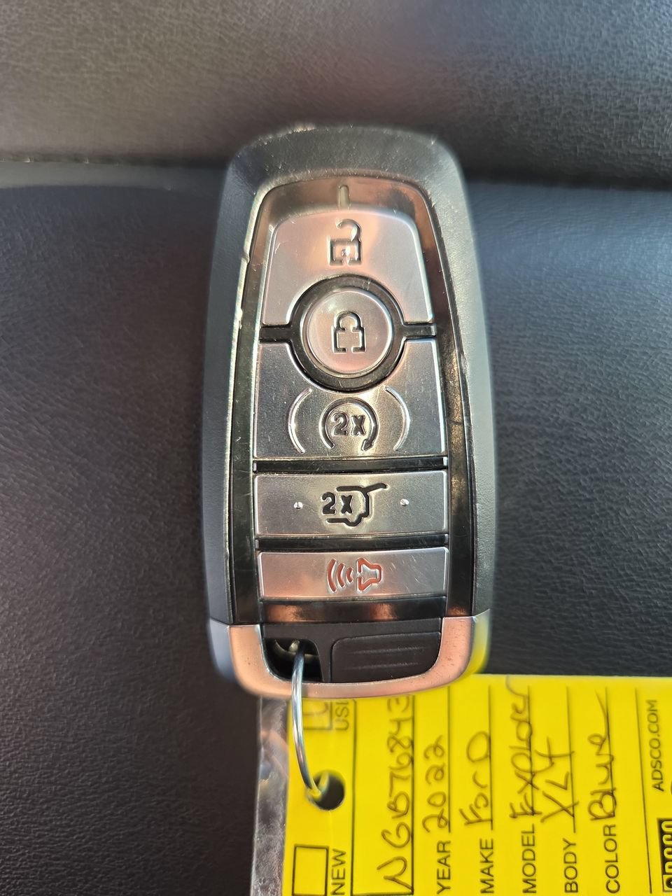 Used 2022 Ford Explorer XLT AWD/4WD image 33