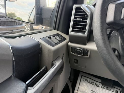 Used 2019 Ford F150 XLT RWD image 30