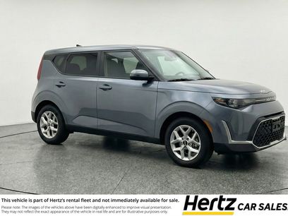 Used 2025 Kia Soul LX w/ LX Technology Package