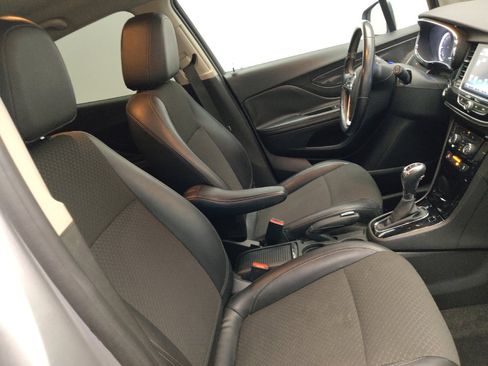 Used 2019 Buick Encore Preferred FWD image 21