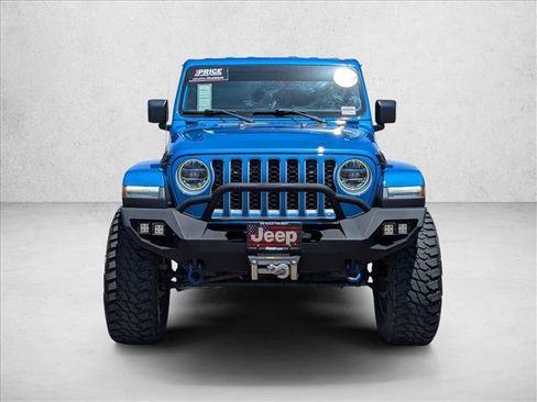 Used 2020 Jeep Gladiator Overland w/ Dual Top Group AWD/4WD image 2