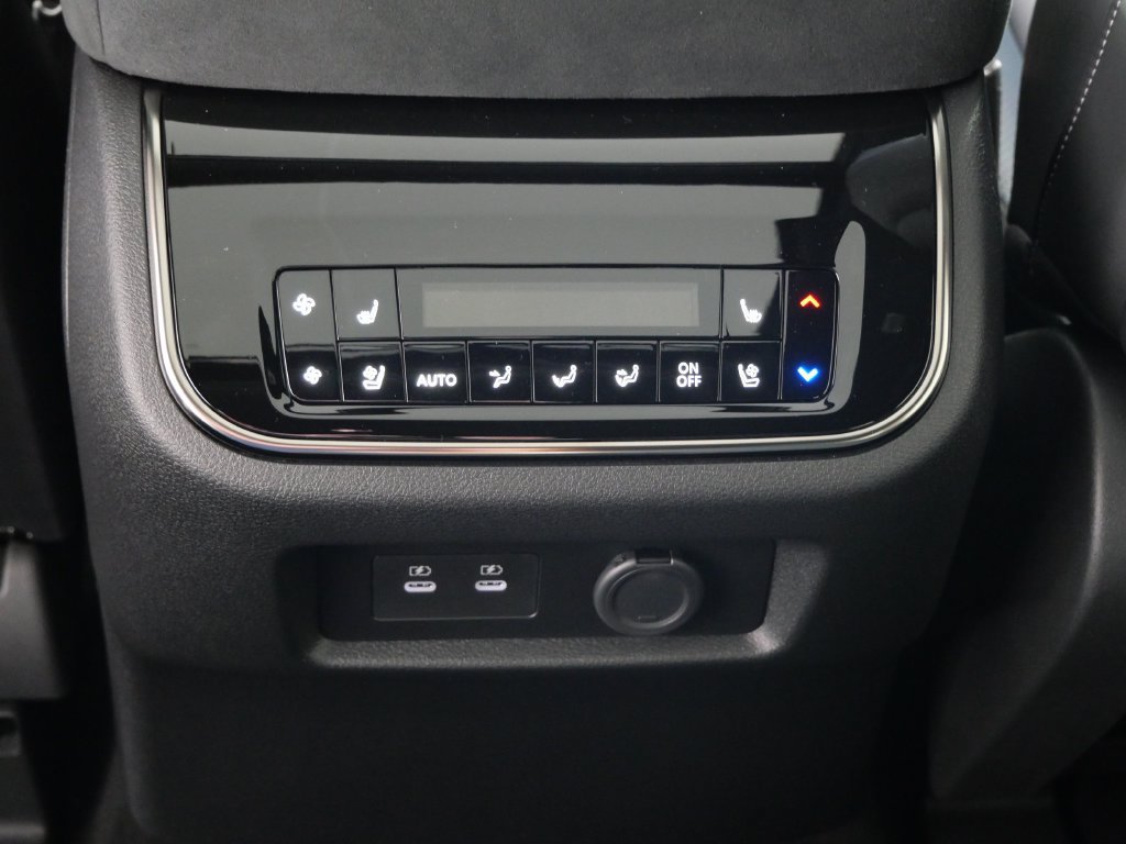 New 2027 INFINITI QX80 Sensory AWD/4WD image 18